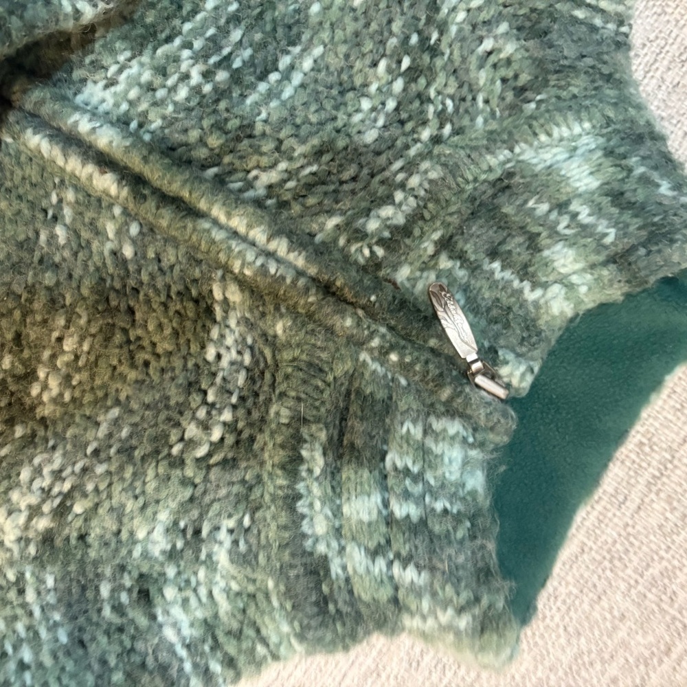 Green Patterned Knit Jacket - image 4